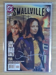 C0339: Smallville 10: SIGNED 8.0 VF